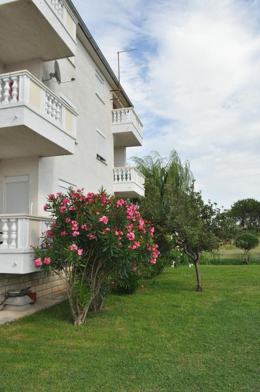 Apartments Smilja Ljubač Buitenkant foto