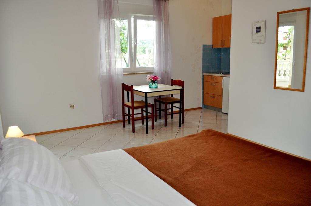 Apartments Smilja Ljubač Buitenkant foto