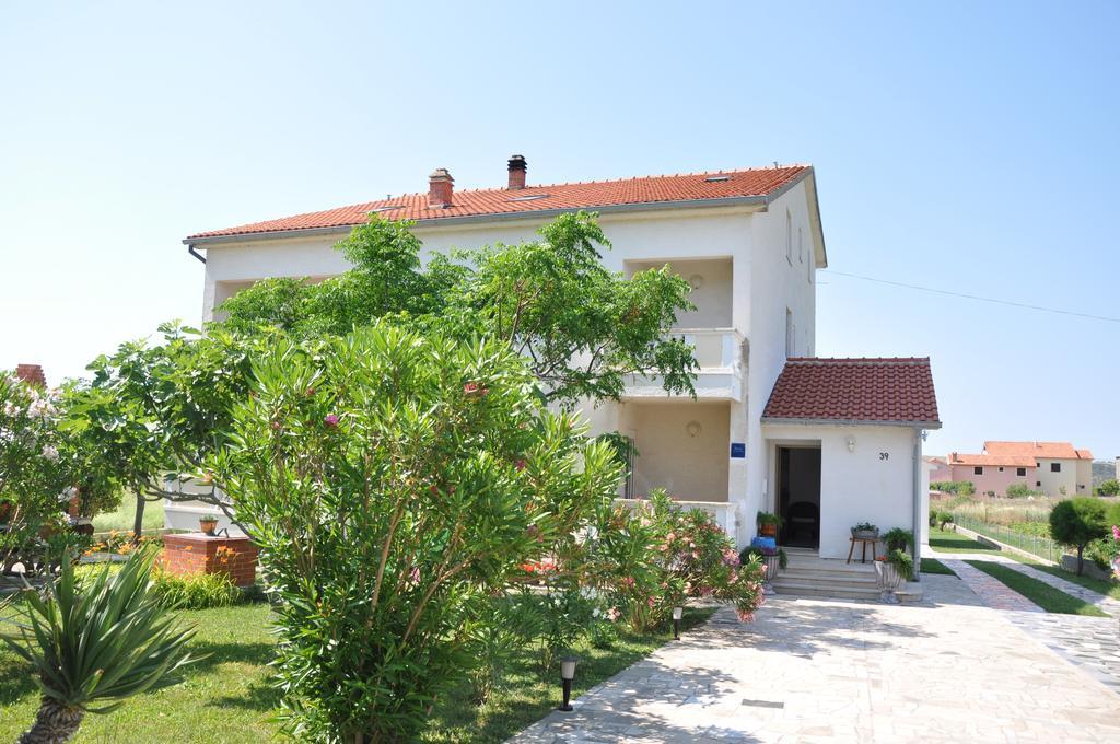 Apartments Smilja Ljubač Buitenkant foto